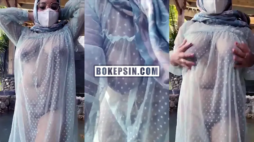 Bokep Indo Tante Jilboobs Baju Transparan Outdoor